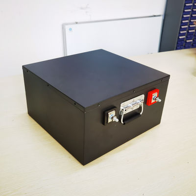 Pod siedzeniem samochód kempingowy RV Lifepo4 Akumulator 12 V 300 Ah Wysokość 190 mm / 7,48 cala Konstrukcja