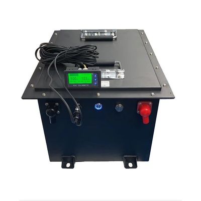 kupować Wysokoprądowy wózek golfowy Lifepo4 Bateria 48V 100Ah 200A Akumulator z wyświetlaczem LCD produkcja internetowa